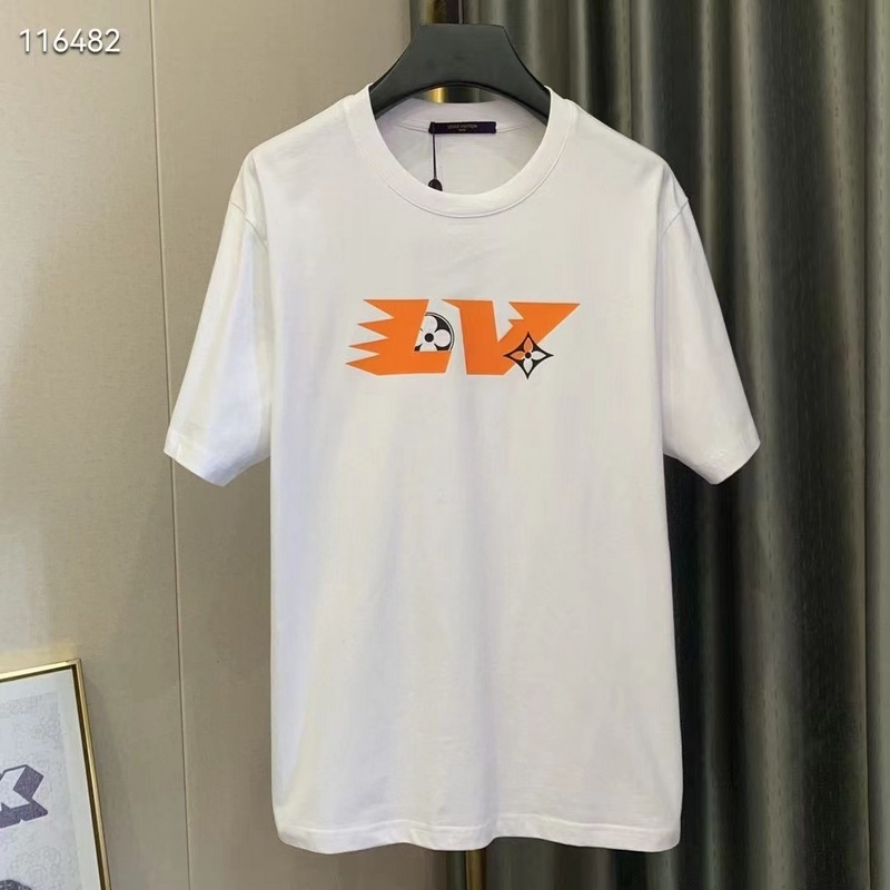 Louis Vuitton Men's T-shirts 377